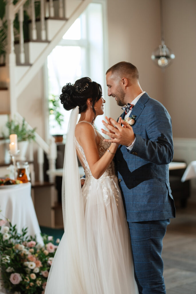 Heiraten im Weingut, Hochzeitslocation Pfalz, Weinguthochzeit,Hochzeitsplanerin Simone Stöhr Mannheim, Heidelberg,